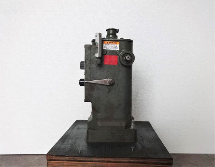 Woodward UG-8 governor side view