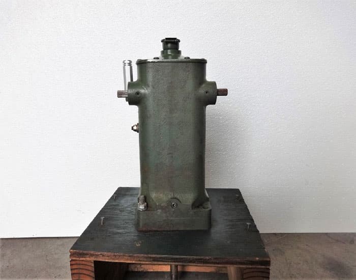 Woodward UG-8 governor control linkage